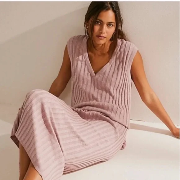 Free People Beach Linen Blend Veda Sweater Vest Ribbed V-Neck Sleeveless - Picture 6 of 10